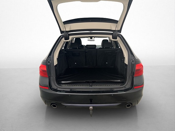 BMW 520d 28 of 30