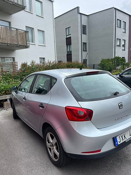 Seat Ibiza 5 of 7