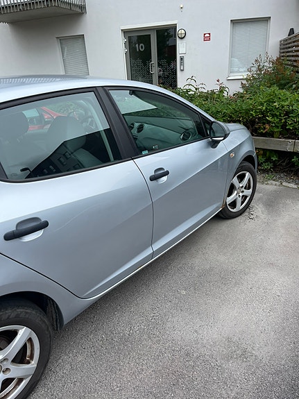 Seat Ibiza 4 of 7