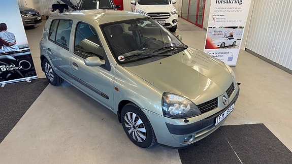 Renault Clio 2 of 19