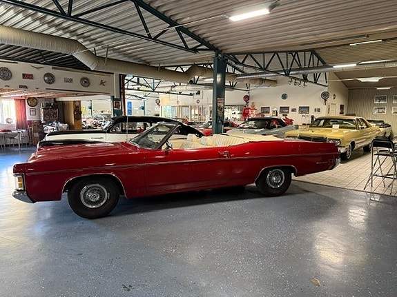 Mercury Monterey 12 of 24