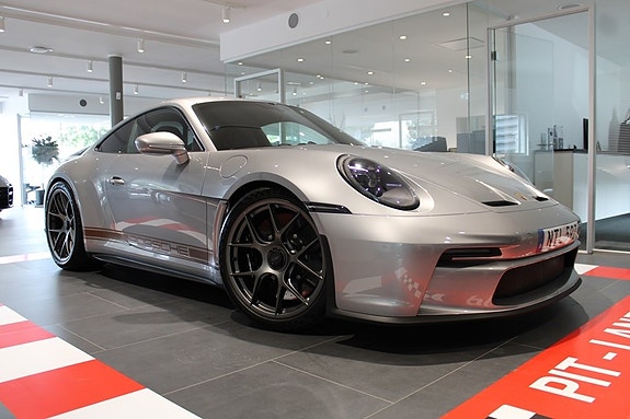 Porsche 992