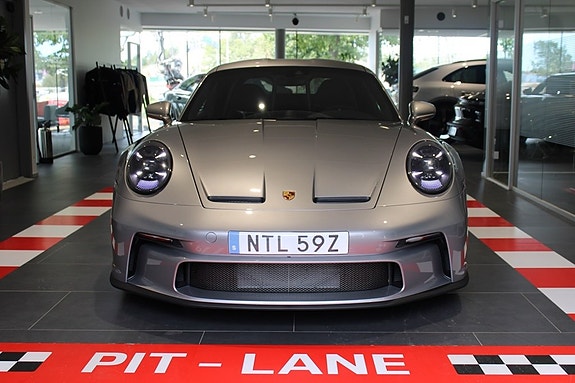 Porsche 992 3 of 27