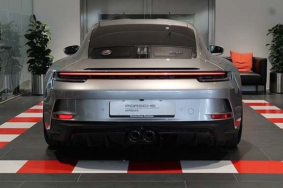 Porsche 992 4 of 27