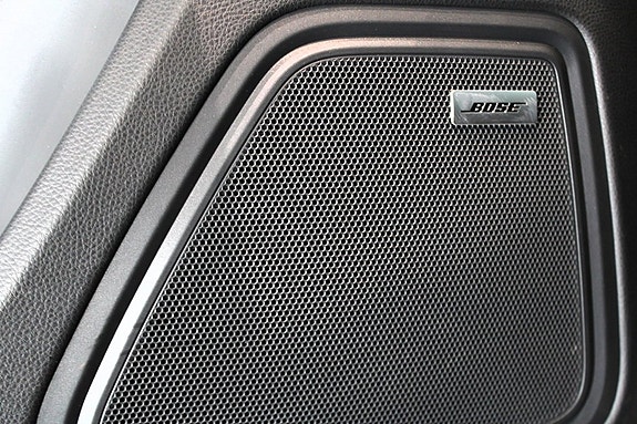 Porsche Macan 13 of 16