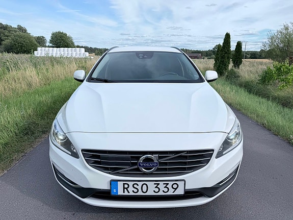 Volvo V60 7 of 20