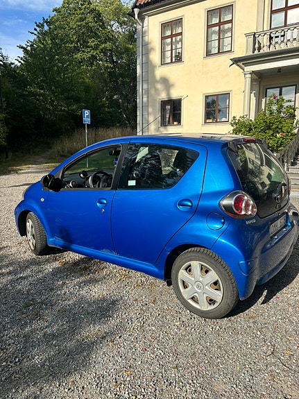 Toyota Aygo 4 of 10