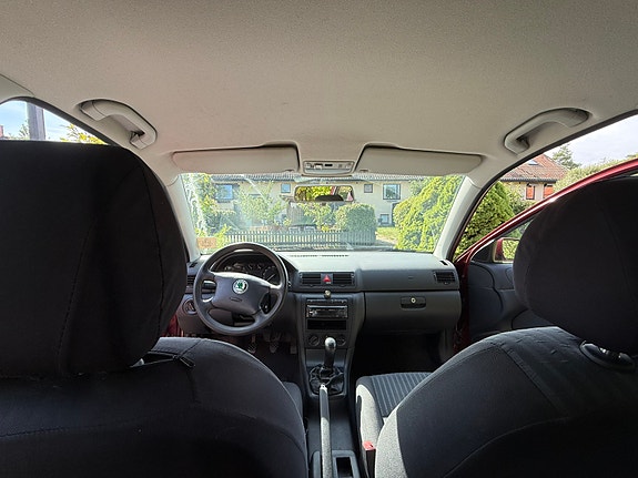 Skoda Octavia 4 of 9