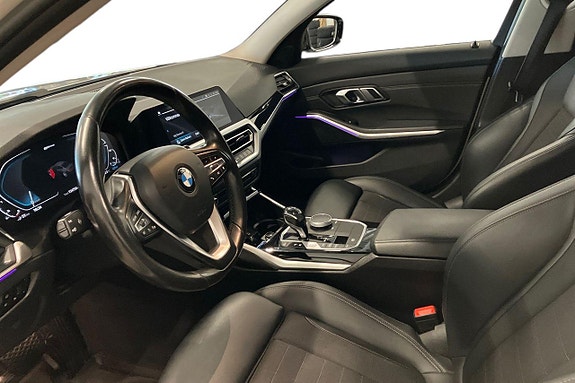 BMW 330e 10 of 27