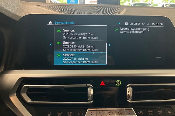 BMW 330e 20 of 27
