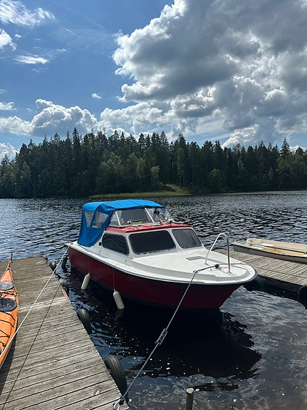 Motorbåt 4 of 5