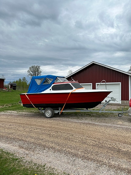 Motorbåt 2 of 5