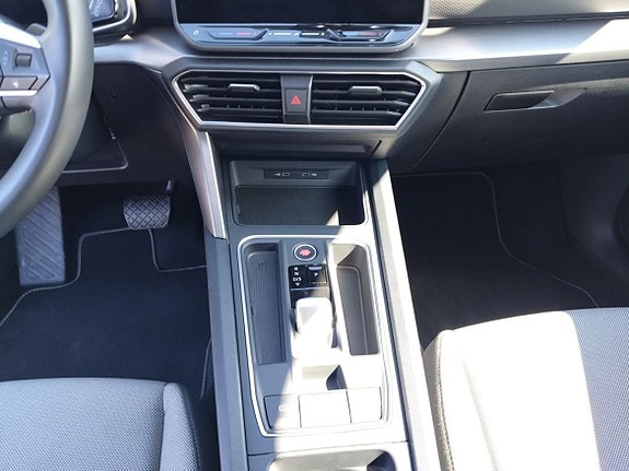 Seat Leon 11 of 15