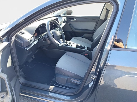 Seat Leon 9 of 15