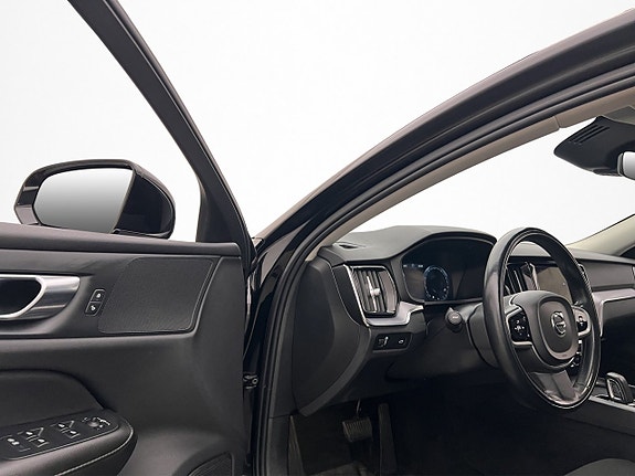 Volvo S60 13 of 30