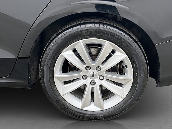 Volvo S60 28 of 30