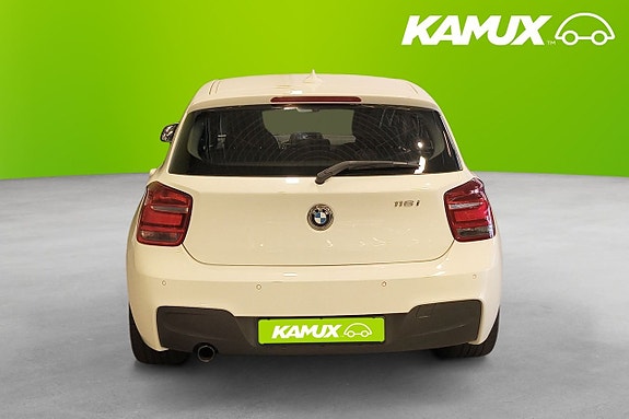 BMW 116i 5 of 23