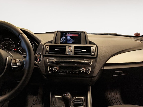 BMW 116i 10 of 23