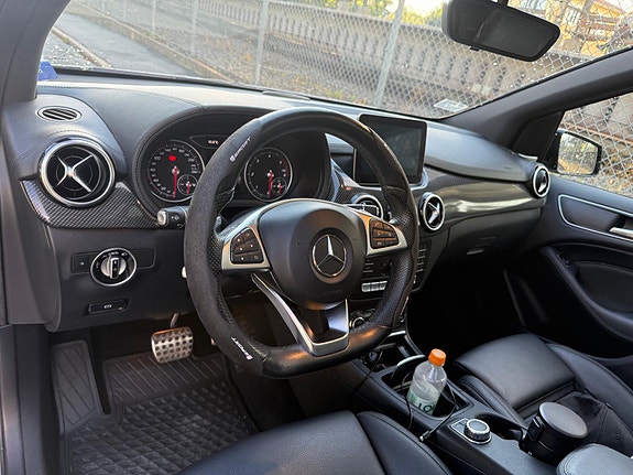 Mercedes-Benz B200 d 7 of 10