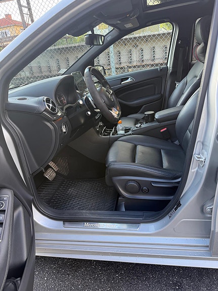 Mercedes-Benz B200 d 6 of 10
