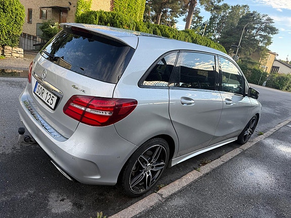 Mercedes-Benz B200 d 4 of 10