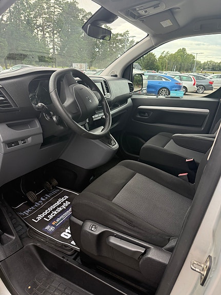 Peugeot Expert 5 of 9