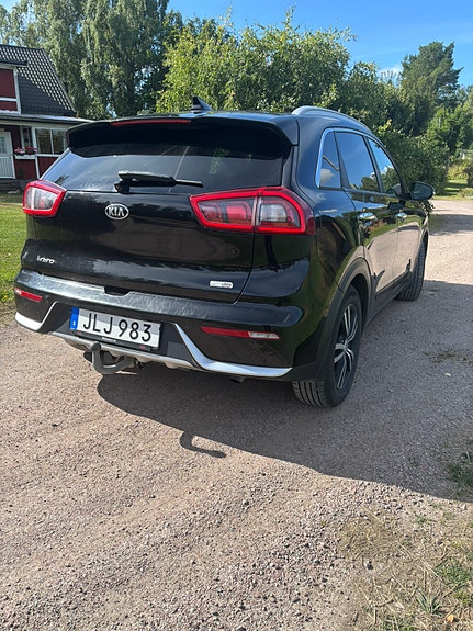 Kia Niro 2 of 4