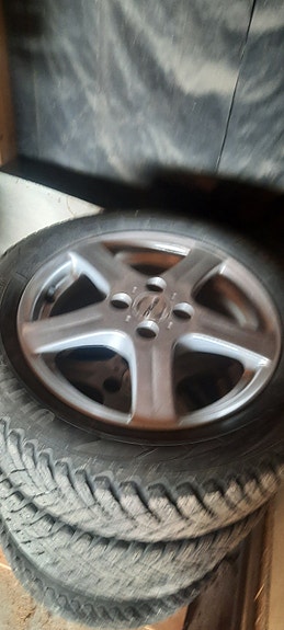 Toyota Yaris 7 of 7