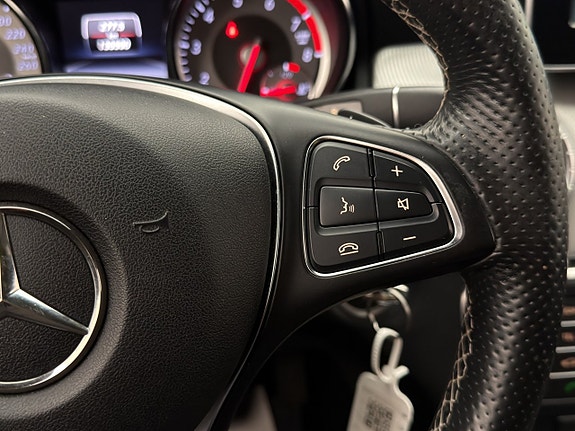 Mercedes-Benz CLA250 19 of 28
