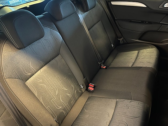 Citroen C4 10 of 11