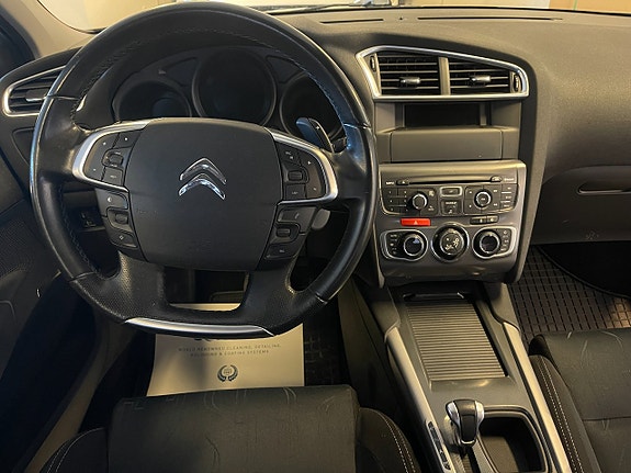 Citroen C4 9 of 11