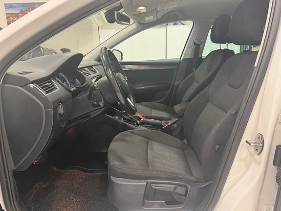 Skoda Octavia 6 of 18