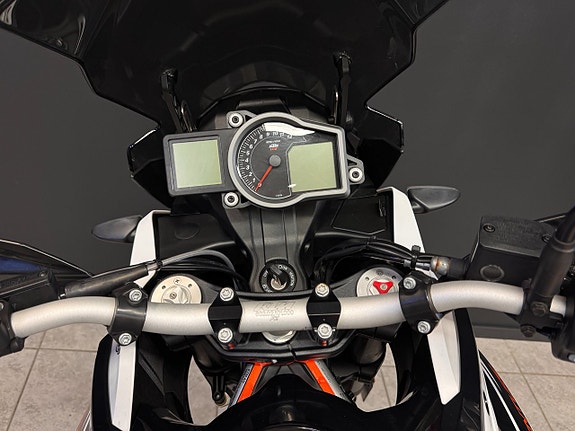 KTM 1090 Adventure R | Toppbox | Nya däck 18 of 21