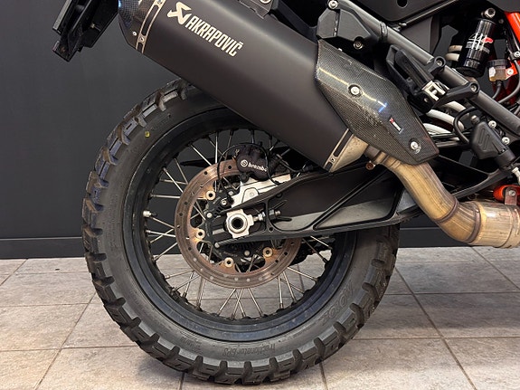 KTM 1090 Adventure R | Toppbox | Nya däck 7 of 21