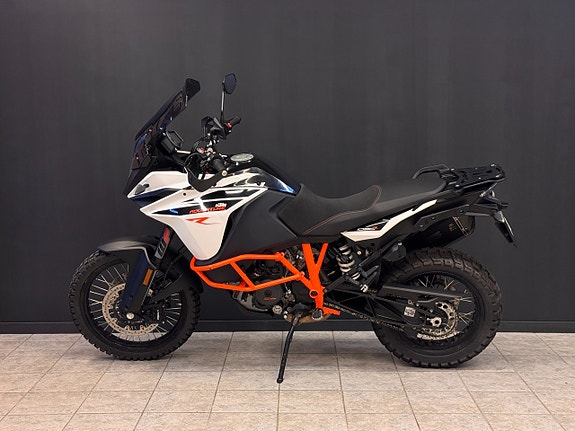 KTM 1090 Adventure R | Toppbox | Nya däck 5 of 21