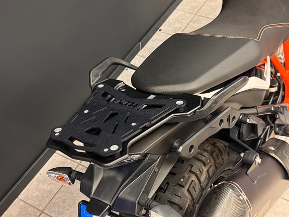 KTM 1090 Adventure R | Toppbox | Nya däck 16 of 21