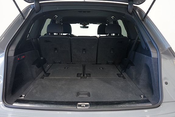 Audi Q7 18 of 19
