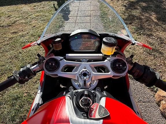 Ducati 959 Panigale 10 of 12