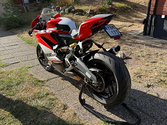 Ducati 959 Panigale 2 of 12