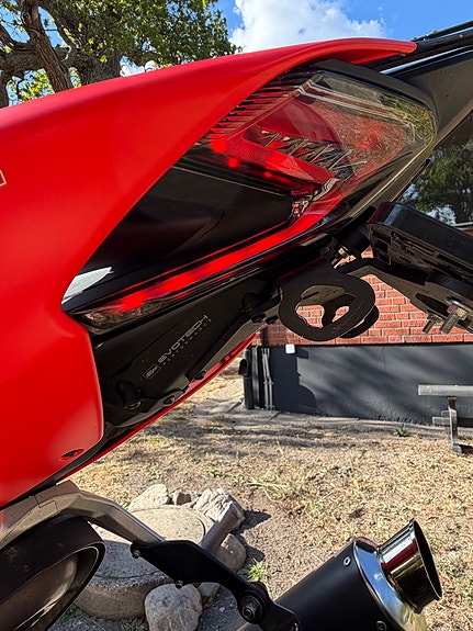 Ducati 959 Panigale 8 of 12