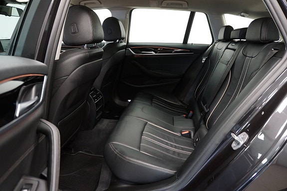BMW 520i 7 of 21