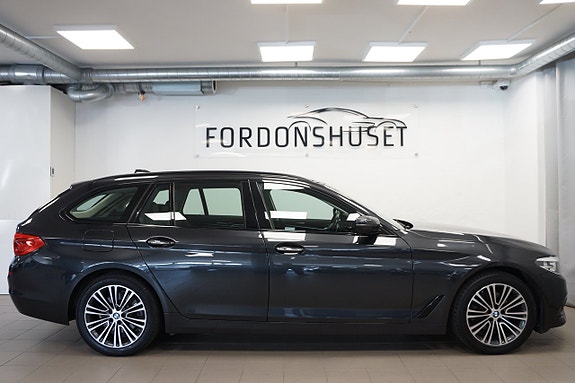 BMW 520i 3 of 21