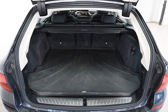 BMW 520i 13 of 21