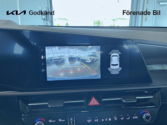Kia Niro 11 of 15