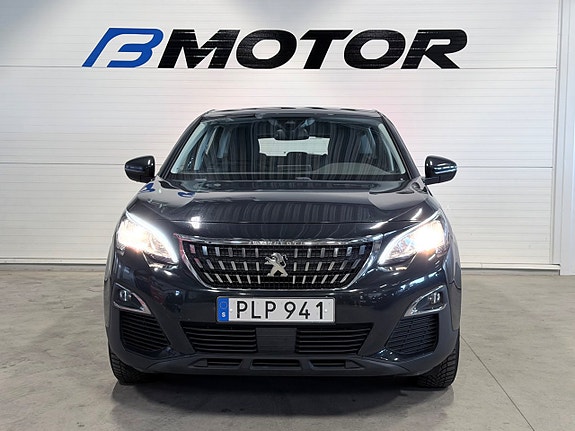 Peugeot 3008 2 of 12