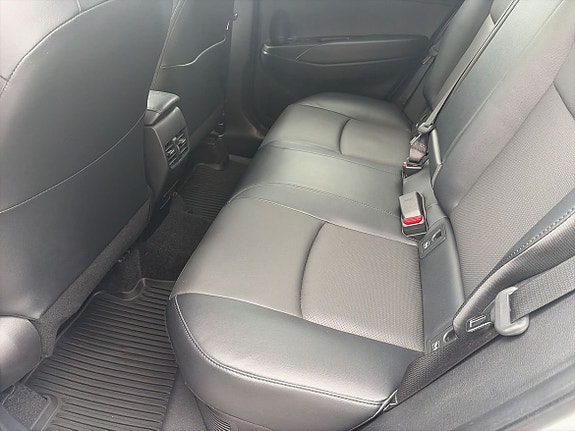Toyota Corolla Cross 6 of 15
