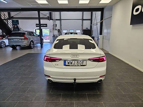 Audi A5 7 of 27
