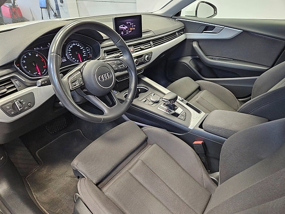 Audi A5 12 of 27