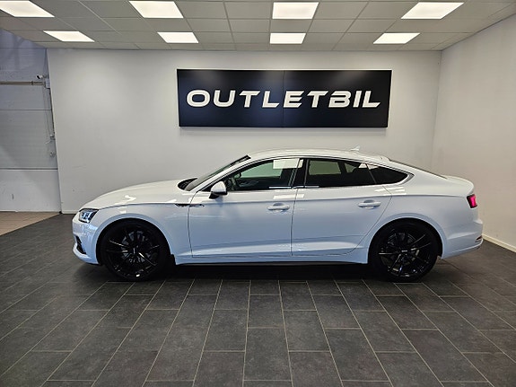 Audi A5 2 of 27