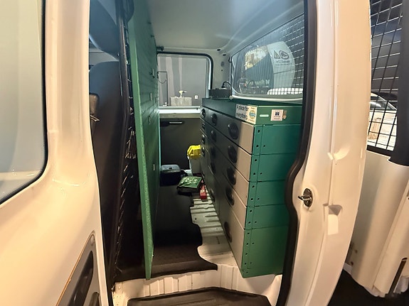 Volkswagen Transporter 15 of 18